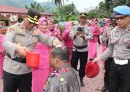 Polres Rembang Tampilkan Kepolisian Humanis: Aksi Cepat Bantu Warga dan Tradisi Ucapan Ulang Tahun Kapolres