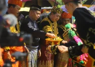 Walikota Alfin dan Wawako Azhar Meriahkan Kenduri Sko Karang Setio Tab di Koto Baru