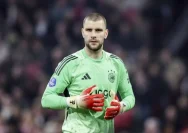 Ajax Melangkah ke Final Playoff: Maarten Paes Cetak Clean Sheet ke-6 Musim Ini
