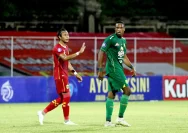 Arsenio Valpoort, Mantan Pemain Persebaya Surabaya, Membedahtasakan Indonesia