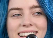 Billie Eilish Senang Mendengar Julukan 'Teteh Elis' dari Penggemar Indonesia