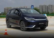 BYD M6 DM: Mobil PHEV dengan Kompresi Tinggi dan Efisiensi Bahan Bakar Optimal