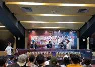 Flavius Stoican Terpeleset di Konferensi Pers Menjelang Pertandingan Krusial