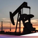 Harga Minyak Dunia Melonjak Usai Trump Tolak Proposal Damai Iran