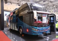 Hino Serahkan Bus Spesial untuk Merayakan Anniversary PO Sima Perkasya