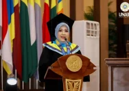 Inspirasi dari Dr. Rozi: Dosen Unair yang Lulus S3 dengan IPK Sempurna Meski Kehilangan Dua Kaki