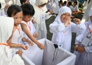 Keceriaan Siswa SDN 3 Parakan dalam Simulasi Manasik Haji