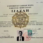 Kontroversi Ijazah Jokowi: Refly Harun Soroti Manajemen Kasus yang Amburadul