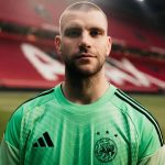 Maarten Paes: Kiper Timnas Indonesia yang Menjadi Pahlawan Ajax di Eropa