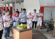 Mahasiswa UMNU Kebumen Eksplorasi Alun-alun Pancasila untuk Mengasah Keterampilan Menulis Kreatif