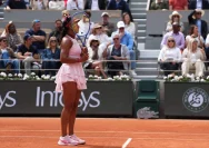 Naomi Osaka Memukau dengan Busana Hitam di French Open 2026