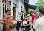 Pemerintah Desa Tegalwatu Serahkan Kursi Roda untuk Penyandang Disabilitas, Dapat Apresiasi dari Tokoh Masyarakat