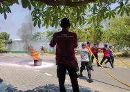 Pemkab Pati Sesalkan Aksi Pembakaran Spanduk di Pendopo