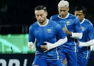 Persib Bandung Sambut Kembalinya Bojan Hodak dan Dua Pemain Asing, Namun Kehilangan Marc Klok Jelang Laga Penentu