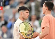 Pertandingan Seru Kecmanovic vs. Marozsan di Roland Garros: Siapa yang Akan Unggul?