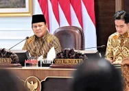 Prabowo Soroti Gaji Guru Kecil, Mendikdasmen Sebut Masalah Ini Lebih Luas