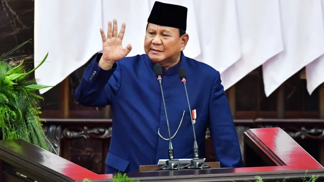Prabowo Subianto Janjikan Starlink dan Ponsel Pintar untuk Warga Miangas, Dorong Konektivitas Digital di Daerah Terpencil