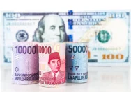Rupiah Diprediksi Sentuh Angka Rp 18.000 per Dollar AS, Dampak Kenaikan Harga BBM dan Cicilan Kredit Meningkat