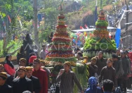 Tradisi Ganti Luwur Mbah Sambu: Mengenang Leluhur dan Menguatkan Silaturahmi