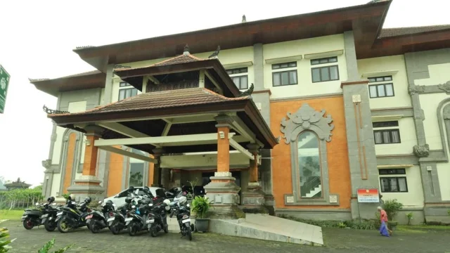 UHN IGB Sugriwa Didorong untuk Mendirikan Fakultas Kedokteran Berbasis Nilai Hindu