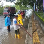 Wali Kota Munafri Gerakkan Satgas Drainase Atasi Genangan Akibat Cuaca Ekstrem di Makassar