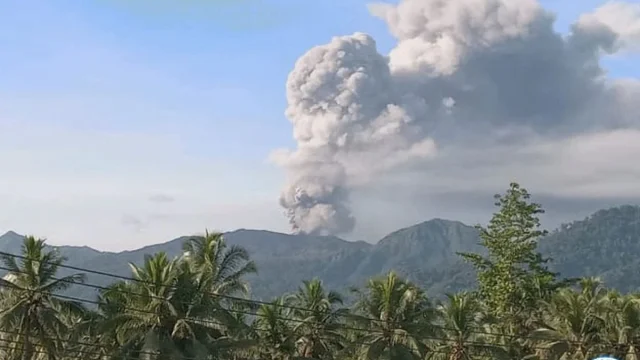 Warga Singapura Tewas dalam Erupsi Gunung Dukono di Halmahera Utara