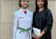 Airin Pecahkan Rekor Sekolah sebagai Paskibraka Kudus Pertama dari MA Qudsiyyah Putri