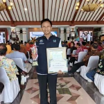 Bupati Demak Raih Penghargaan Satyalancana Wira Karya, Komitmen Majukan Sektor Kelautan dan Perikanan