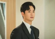 Kim Soo Hyun Siap Kembali ke Industri Hiburan Setelah Kontroversi