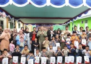 Mimika Gelar Sunat Massal dan Wawasan Kebangsaan untuk Membangun Harmoni