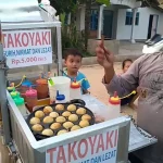 Pedagang Takoyaki di Ujungberung Dipalak, Tapi Berakhir Damai