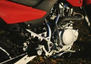 Pelumas Motor 2-Tak dengan Standar Baru, Apa Kelebihannya?