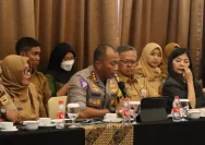 Polresta Surakarta Menjaga Keamanan dan Kenyamanan Masyarakat pada CFD Slamet Riyadi
