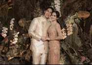 Glamor Bridesmaid Oranye di Pernikahan El Rumi & Syifa Hadju: 7 Potret Memukau