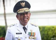 Gubernur Jawa Barat Dedi Mulyadi Sambut Spanduk Provokatif Bobotoh dengan Tenang, Ungkap Bonus Rp 5 Miliar untuk Pemain Persib
