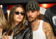 Hailey Bieber Bikin Geger Coachella: Tattoo Baru, Keterbukaan Seksual, dan Dukungan Tak Terduga untuk Billie Eilish