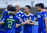 Persib Bandung Pertahankan Puncak Klasemen Persib, Borneo FC Mengintai Peluang Ambil Alih