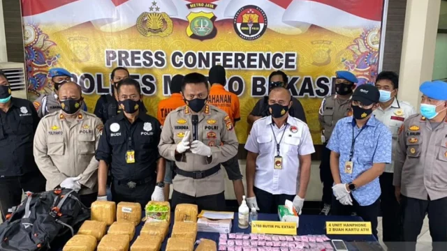 Polres Metro Bekasi Bongkar Kasus Narkoba Bekasi: 47 Kasus Terungkap, 60 Tersangka Diamankan dalam 3 Bulan
