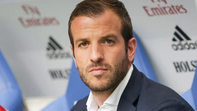 Rafael van der Vaart Puji Penampilan Luar Biasa Ro‑Zangelo Daal di Final KNVB Cup: Mengungkap Fakta di Balik Sorotan