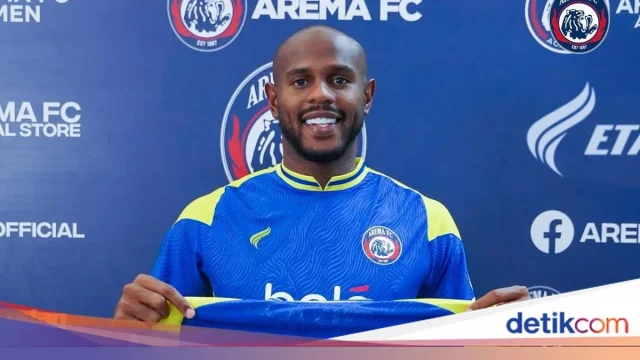 Arema FC Resmi Rekrut Vinícius, Tapi Aremania Menyatakan Ketidakpuasan