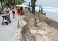 Krisis Abrasi Pantai Kuta: Dampak Gelombang Tinggi dan Penanganan yang Tertunda