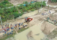 Lumpur Banjir Timbun Sawah di Grobogan, Sekda Jateng Janji Keruk Segera