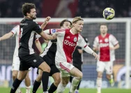 Maarten Paes Jadi Pahlawan Ajax, Lolos ke Kualifikasi Liga Konferensi Eropa