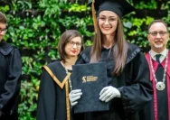Mahasiswa Doktoral UMS Rappang Tampilkan Penelitian Desa Cerdas di Konferensi Global di Hungaria