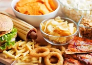 Makanan Penyebab Perut Buncit yang Perlu Dihindari