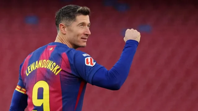 Mengapa Manchester United Tidak Merekrut Robert Lewandowski untuk Musim Depan?