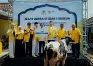 Partai Golkar Kabupaten Bekasi Salurkan Hewan Kurban untuk Tingkatkan Kepedulian Sosial