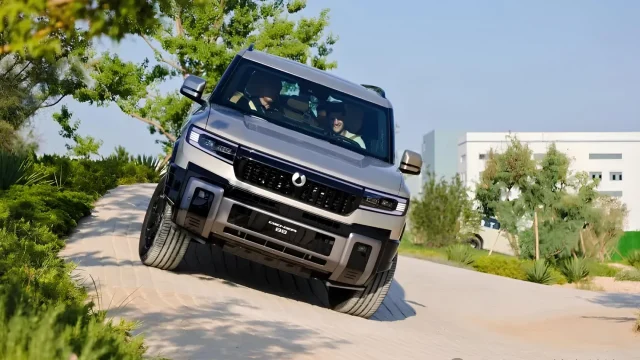 Peluncuran Resmi Denza B8 2026 Hybrid Premium di Malaysia: SUV Canggih dengan Teknologi DMO Super Hybrid