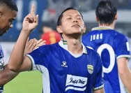 Persija vs Persib: Adam Alis Cetak Brace, Maung Bandung Balikkan Angka Menang 2-1 di Babak Pertama
