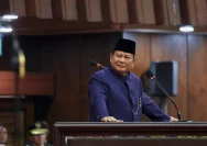 Prabowo Ungkap Penyebab Rendahnya Gaji Guru di Indonesia